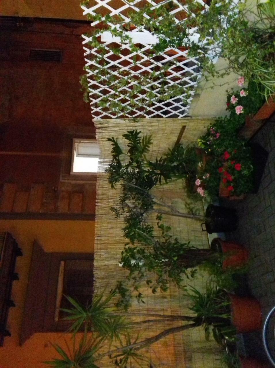 La Terrazza Di Dante Nápoles Exterior foto